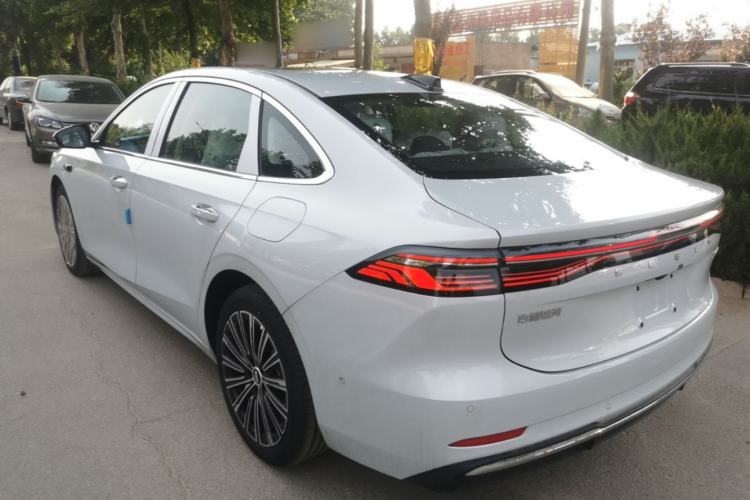 Geely Galaxy A7 2025 — 4