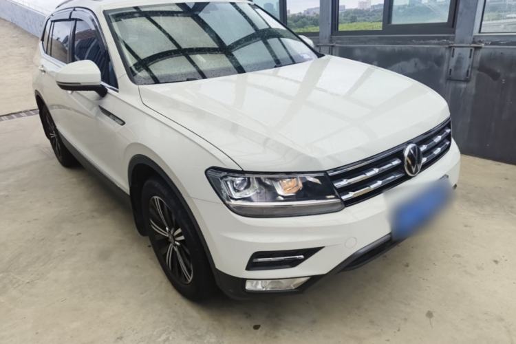 Volkswagen Tiguan L 2021 — фото 3