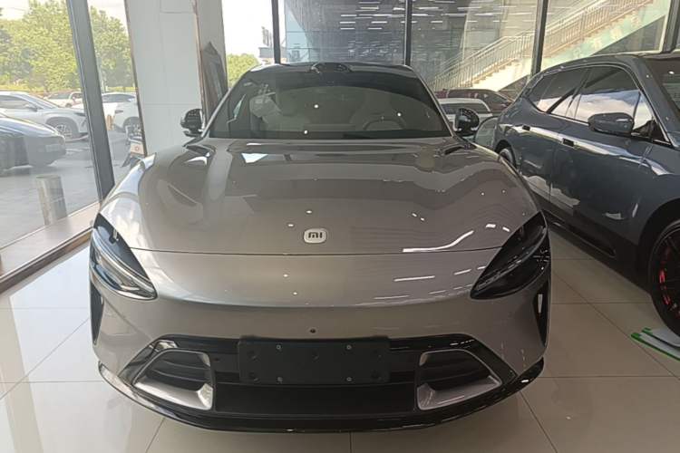 Xiaomi Auto YU7 2025 — фото 2