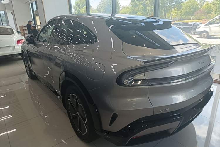 Xiaomi Auto YU7 2025 — фото 4