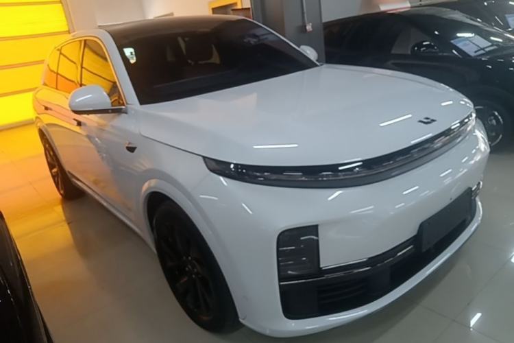 Li Auto L7 2023 — 3