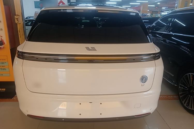 Li Auto L7 2023 — 5