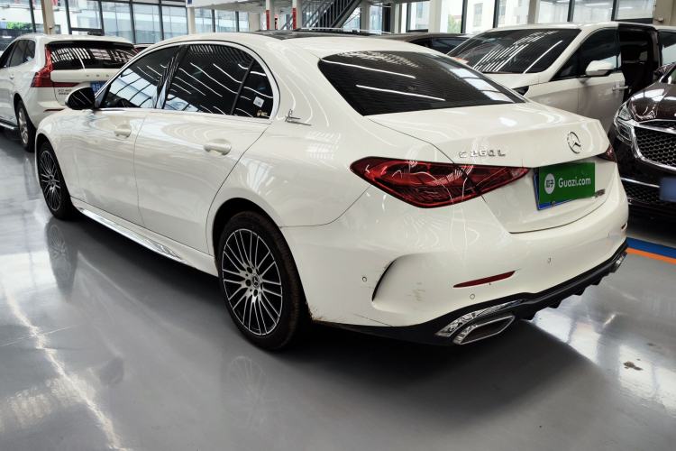 Mercedes-Benz C 260 L 2023 — фото 4