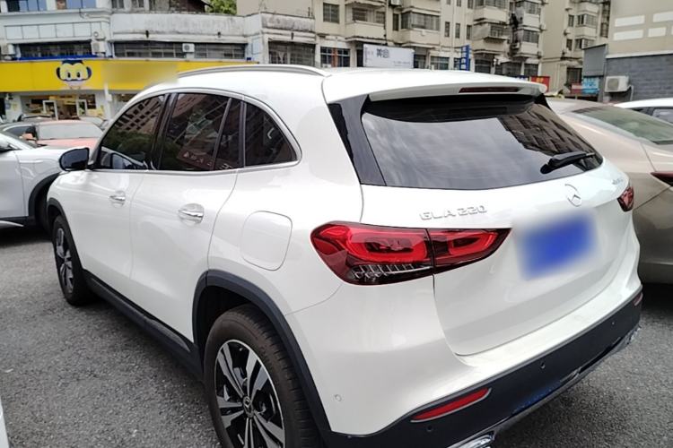 Mercedes-Benz GLA 220 2022 — 4