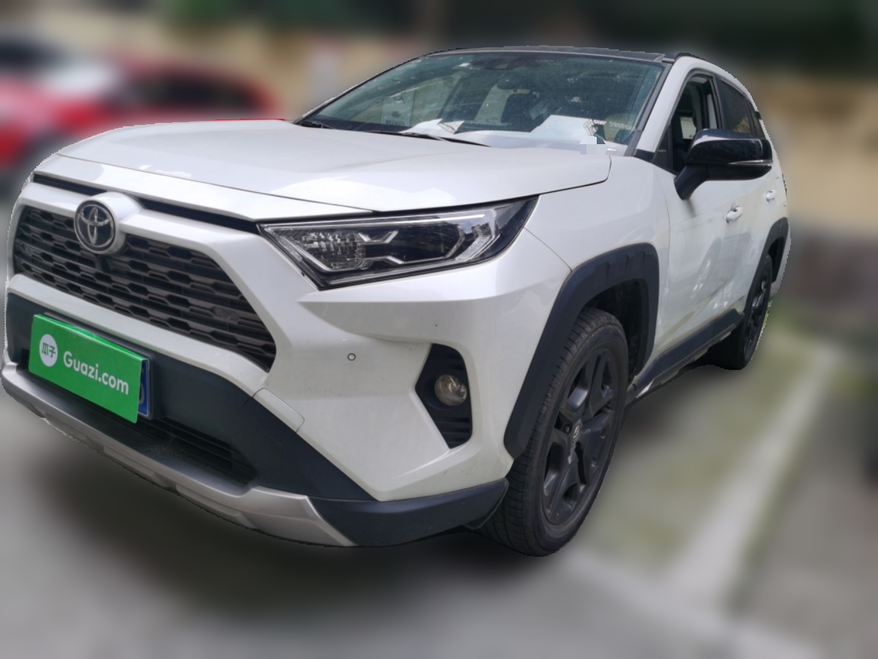 Toyota RAV4 2022 — фото 1