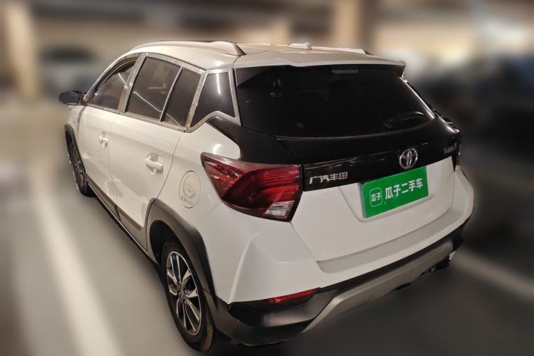 Toyota YARiS L 2021 — 4