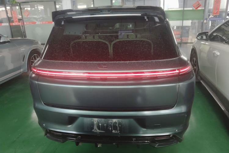 Li Auto L8 2024 — 5