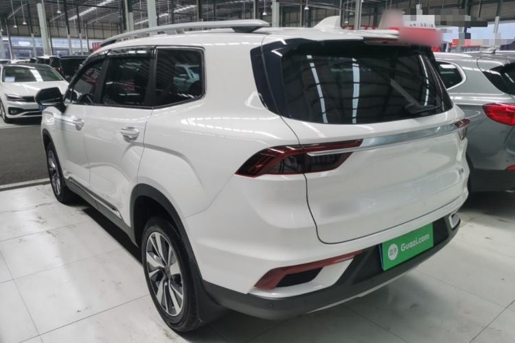 Geely Haoyue 2020 — 4