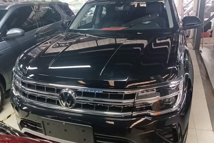 Volkswagen Teramont 2023 — 2