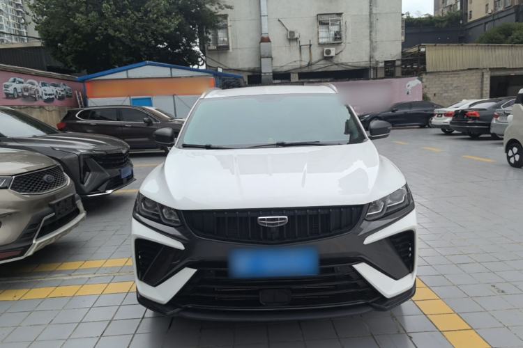 Geely Coolray 2023 — 2