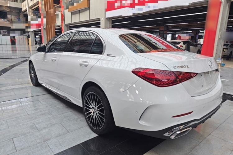 Mercedes-Benz C 260 L 2023 — фото 4