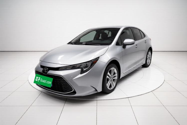 Toyota Corolla 2021 — фото 1