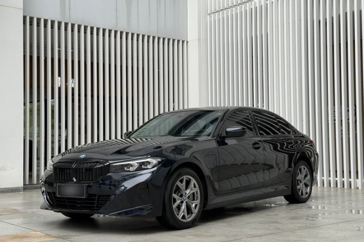 BMW i3 2024 — фото 1