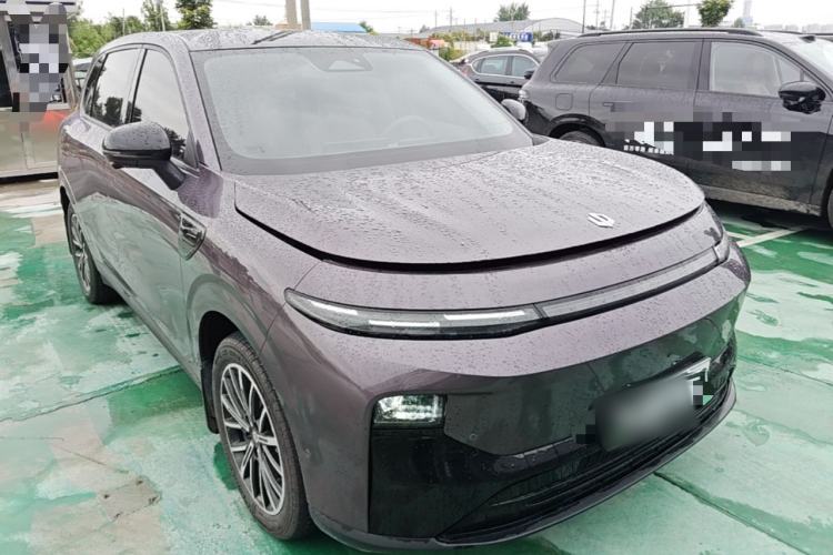 Leapmotor B10 2025 — 3