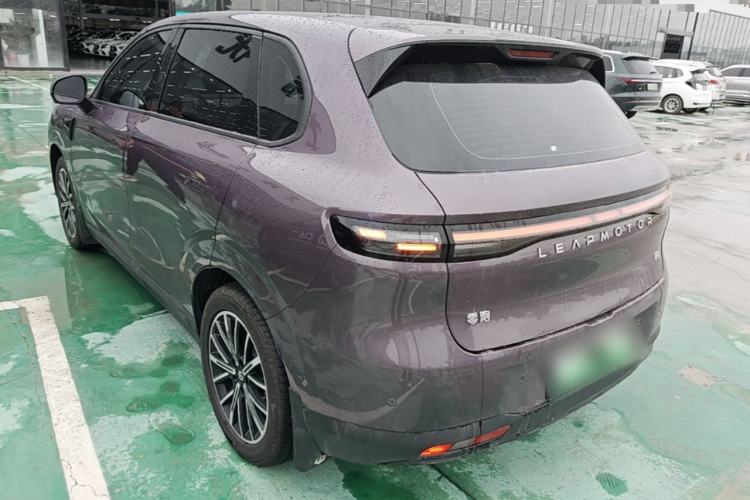 Leapmotor B10 2025 — 4