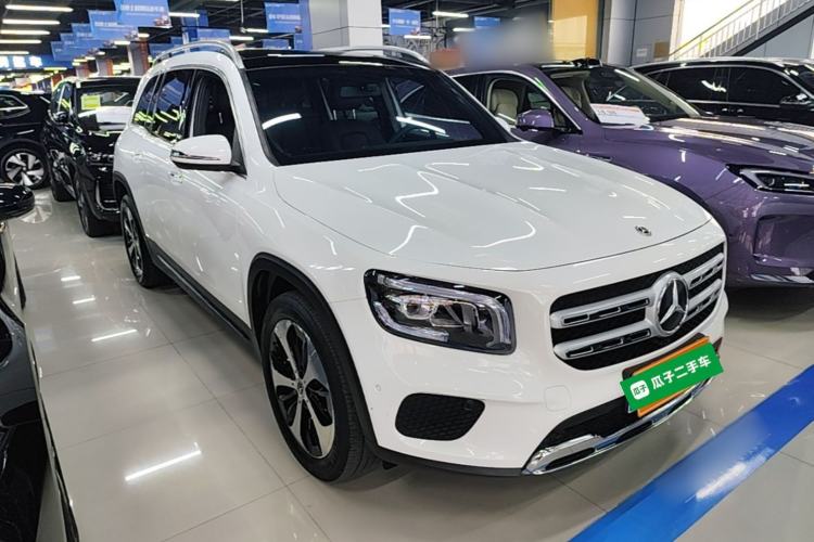 Mercedes-Benz GLB 220 2023 — 3