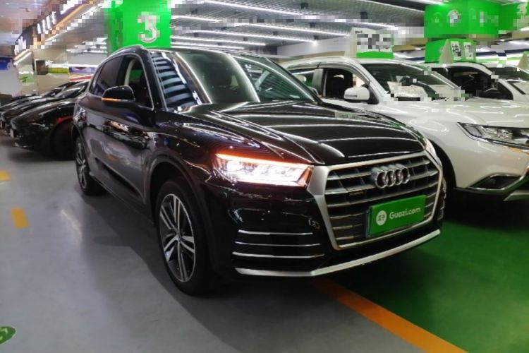 Audi Q5L 2020 — фото 3