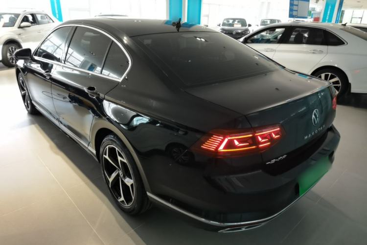 Volkswagen Magotan 2025 — 4