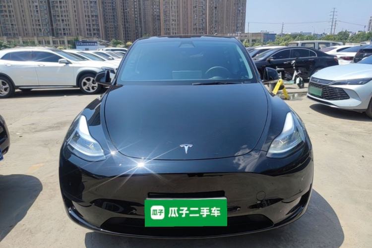 Tesla Model Y 2022 — 2