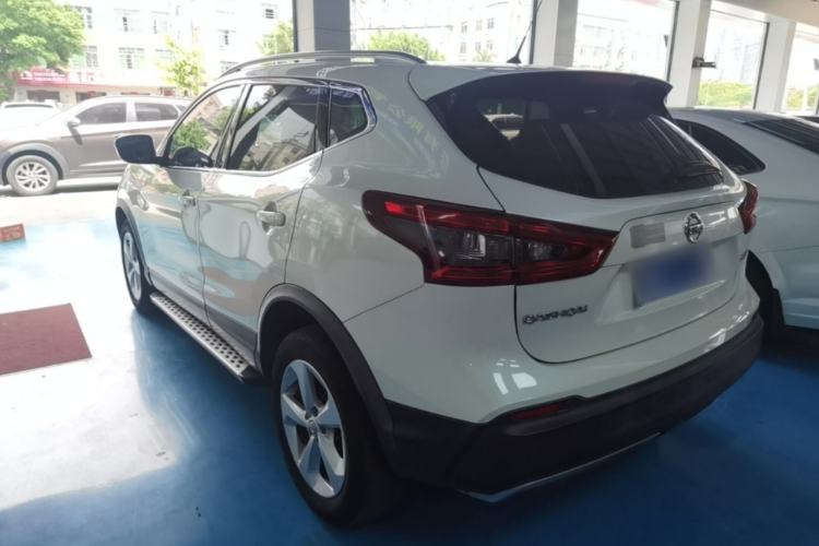 Nissan Qashqai 2021 — 4