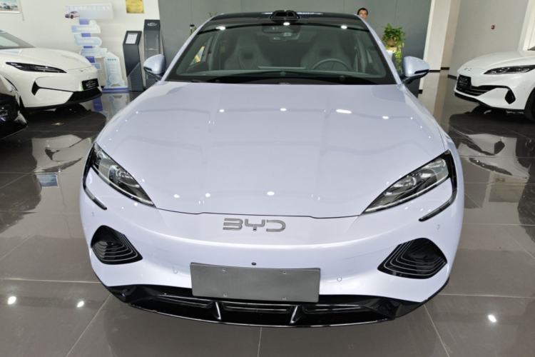 BYD Seal 2025 — 2