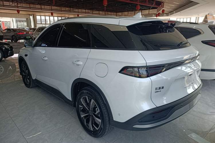 BYD sealion 05 dm i 2025 — фото 4
