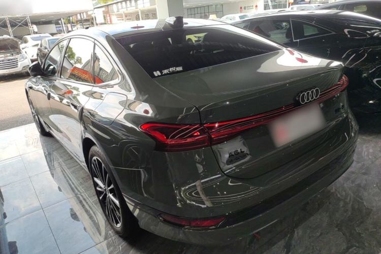 Audi A6 2026 — 4