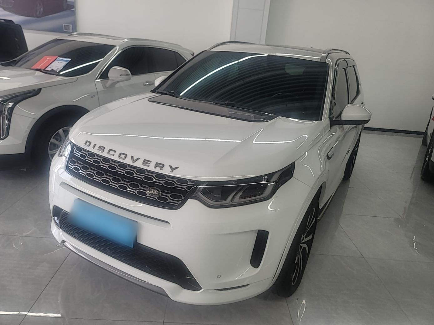 Land Rover rover discovery sport 2020 — фото 1