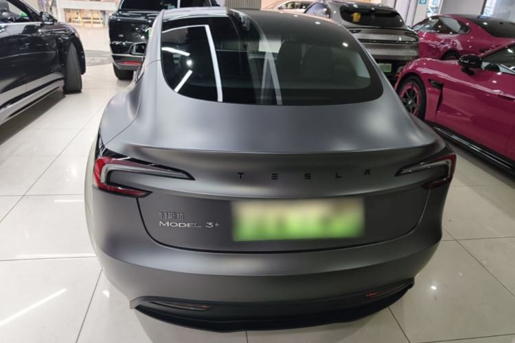 Tesla Model 3 2023 — 5