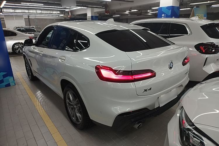 BMW x4 2020 — 4
