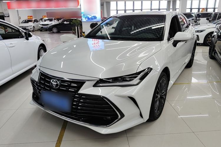 Toyota avalon 2023 — фото 1