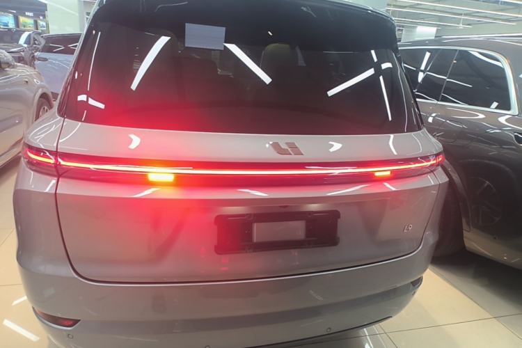 Li Auto L9 2024 — 5