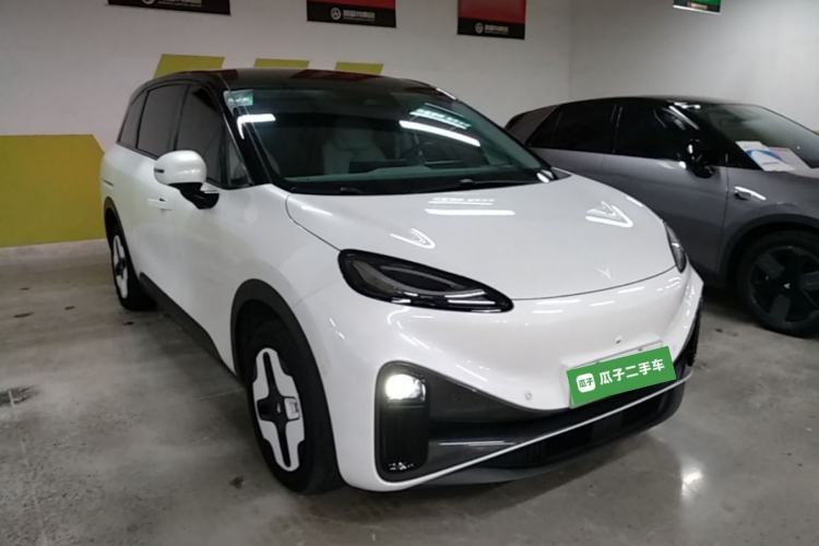 Arcfox Kaola 2023 — 3