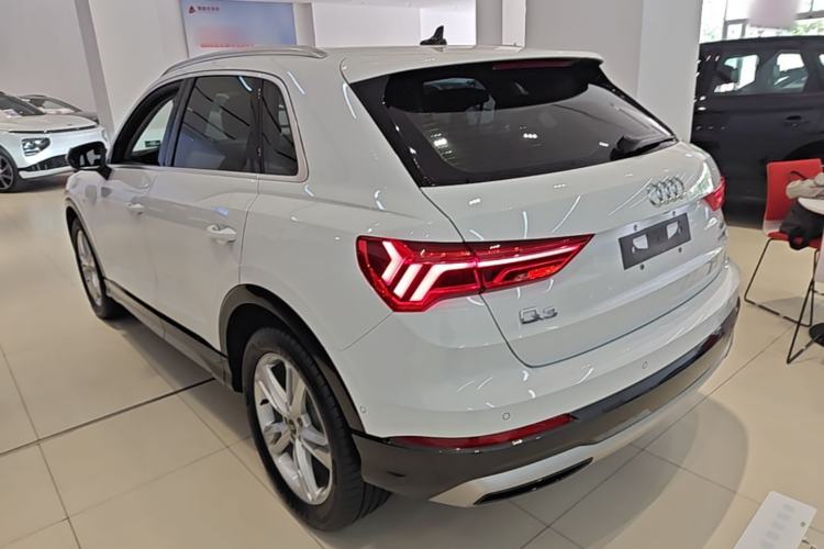 Audi Q3 2023 — 4