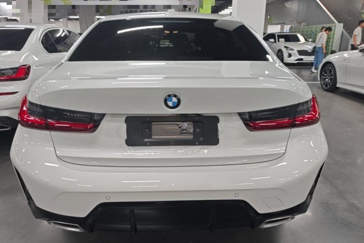 BMW 325Li 2025 — 5