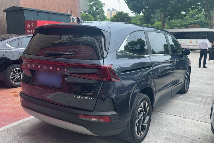 Hyundai Custo 2021 — 3