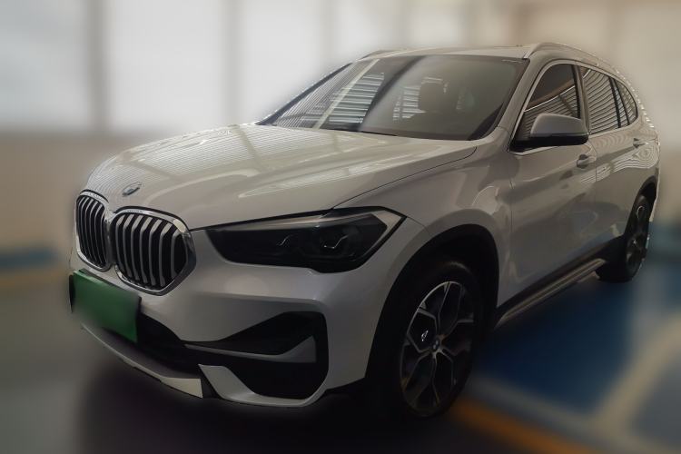 BMW X1 2022 — фото 1