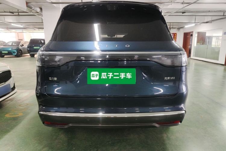 AITO AITO M8 2025 — 5