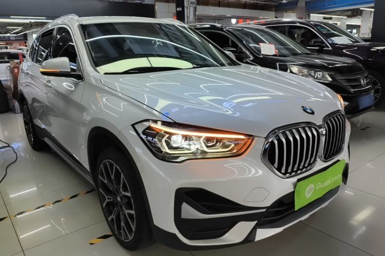 BMW X1 2022 — фото 3