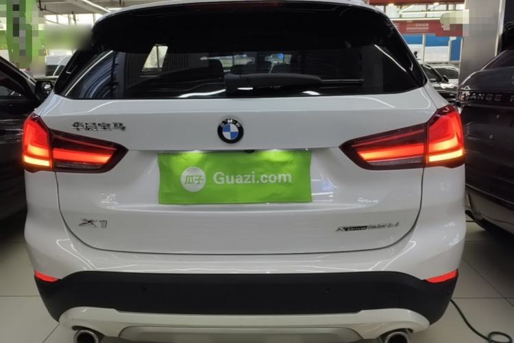 BMW X1 2022 — фото 5
