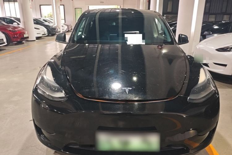 Tesla Model Y 2022 — 2