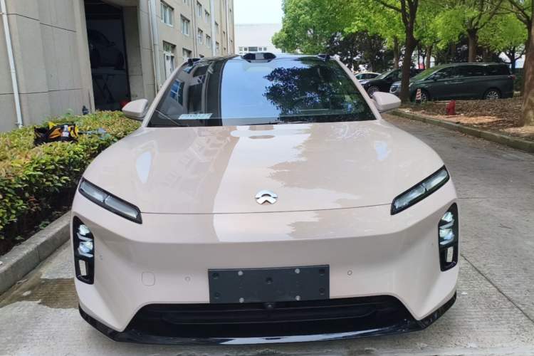 NIO ET5T 2025 — 2