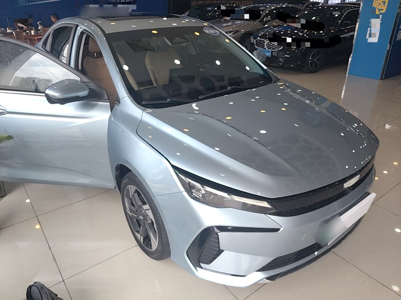 Geely auto emgrand l hip 2024 — фото 3
