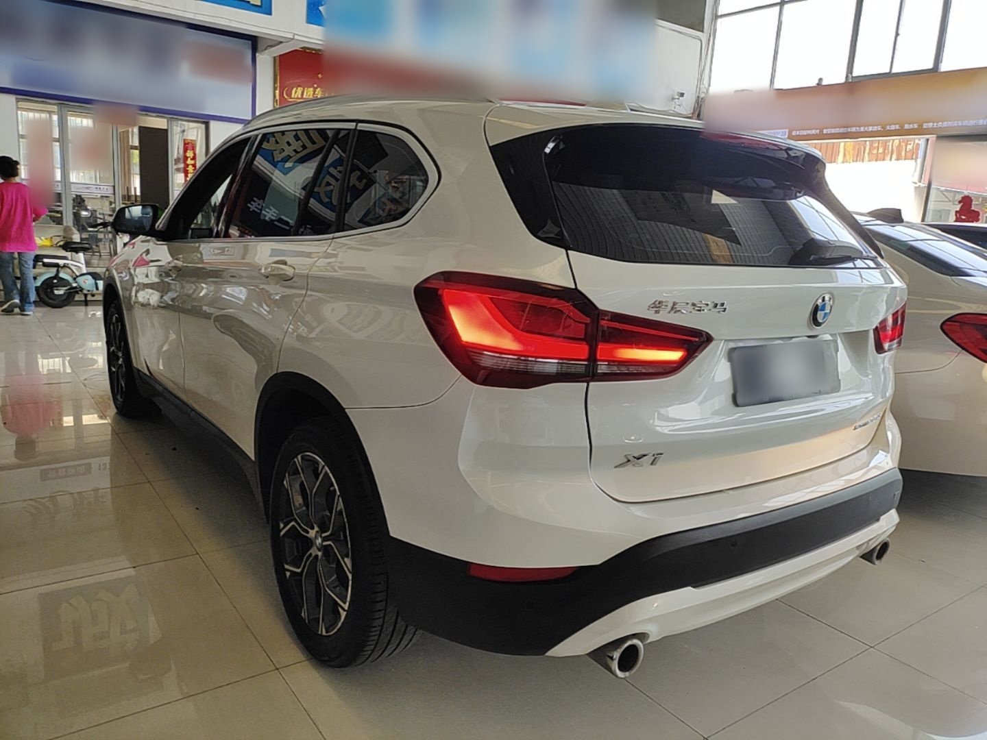 BMW x1 2021 — фото 4
