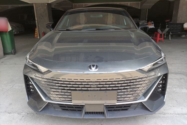 ChangAn UNI-V 2022 — 2