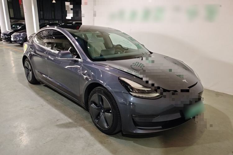 Tesla Model 3 2020 — 3