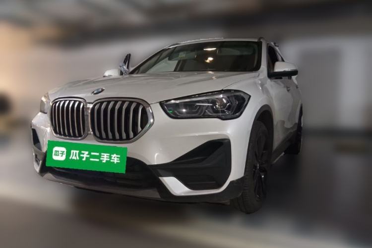 BMW X1 2021 — фото 1