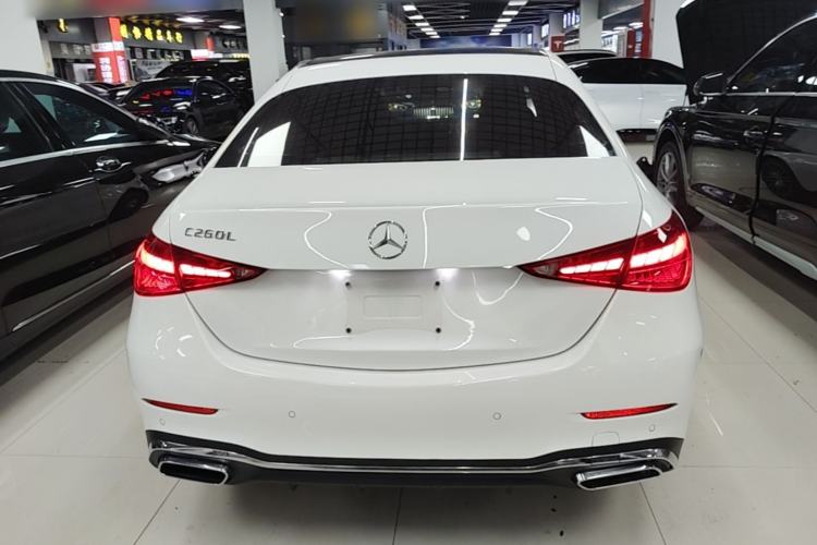 Mercedes-Benz C 260 L 2023 — 5