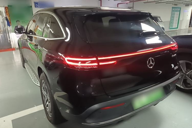 Mercedes-Benz EQC 400 2020 — фото 4