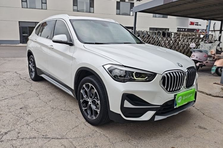 BMW X1 2021 — фото 3
